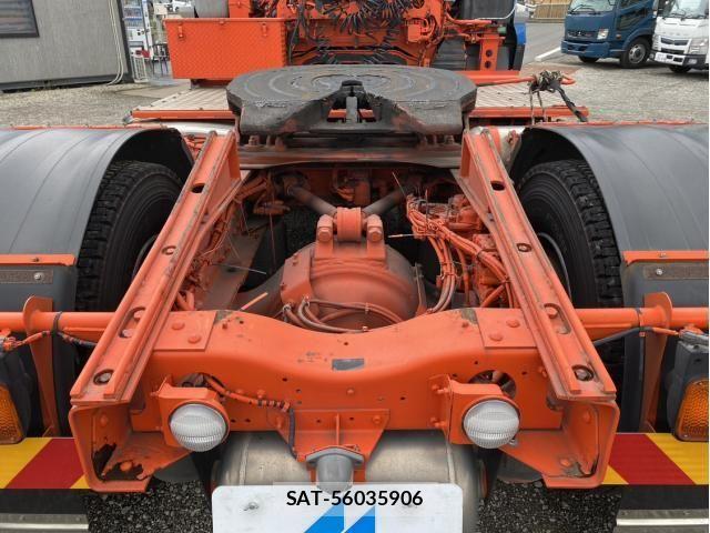 Nissan QUON 2017-03 7359449-8