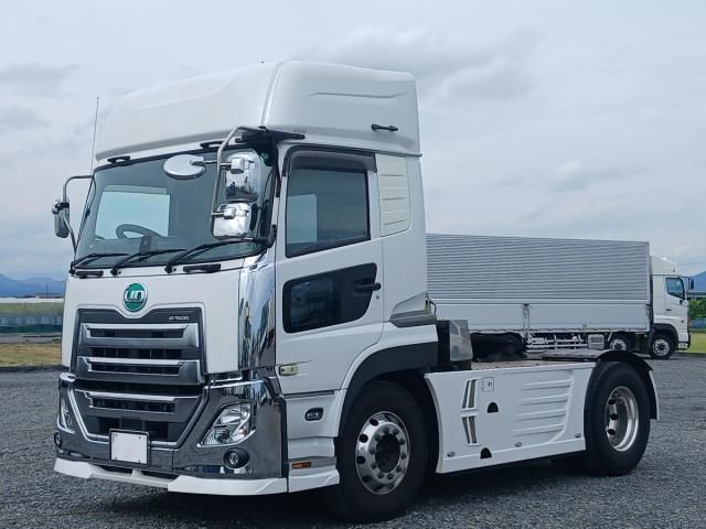 Nissan QUON 2019-09 7383927-0