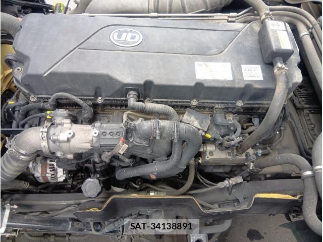 Nissan QUON 2018-06 7502418-17