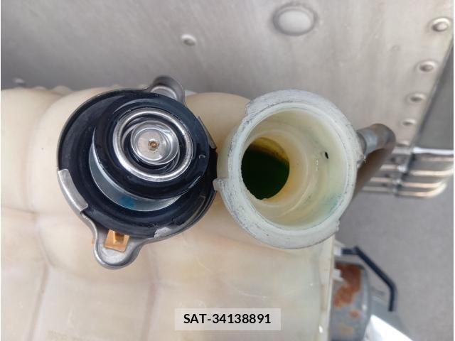 Nissan QUON 2018-06 7502418-21