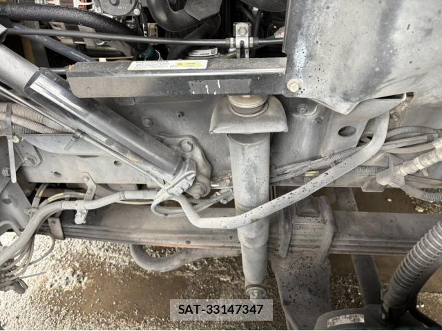 Nissan QUON 2016-12 7502423-23