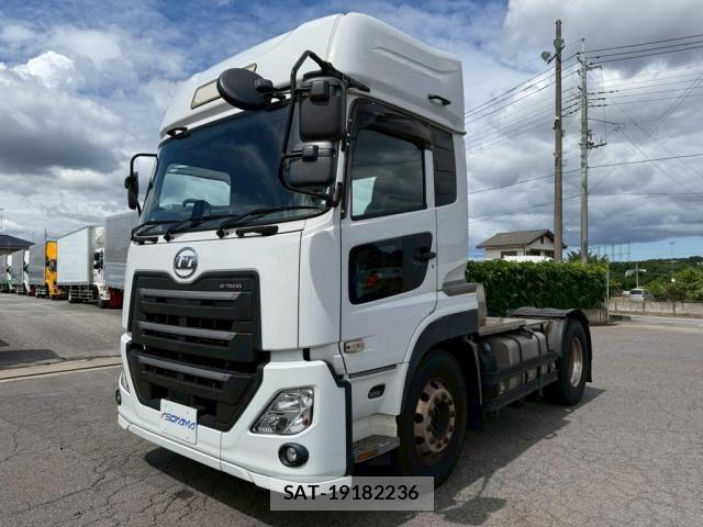 Nissan QUON 2019-10 7502422-1