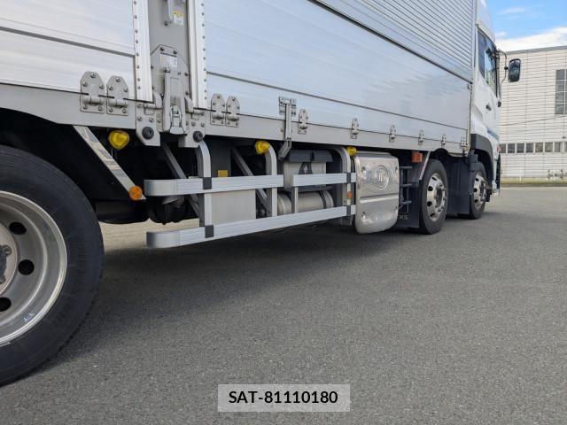 Nissan QUON 2024-09 7502419-15