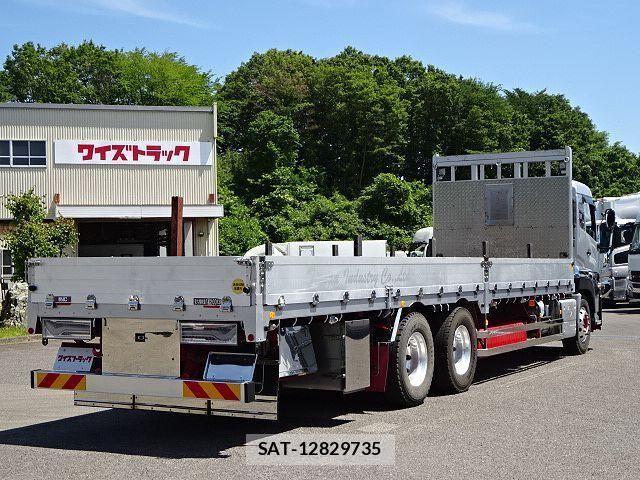 Nissan QUON 2019-07 7562694-5