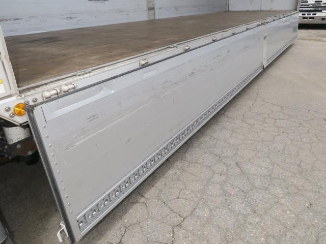 Nissan QUON 2020-09 7606937-13