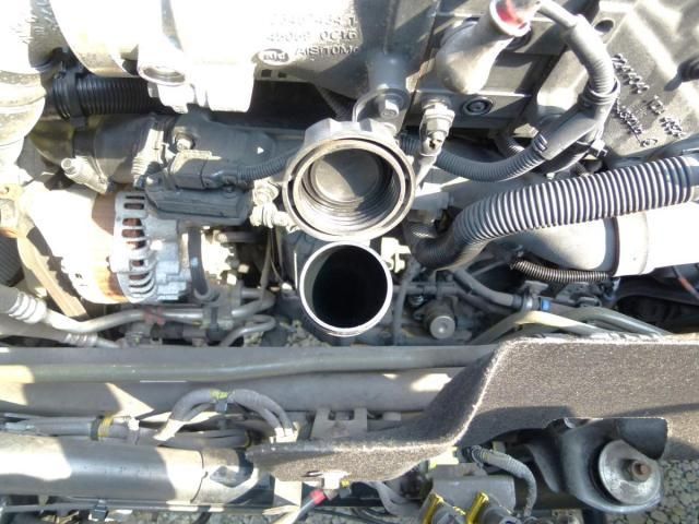 Nissan QUON 2020-12 7606943-19