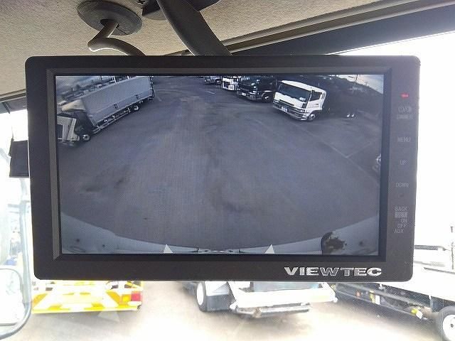 Nissan QUON 2016-04 7710405-14