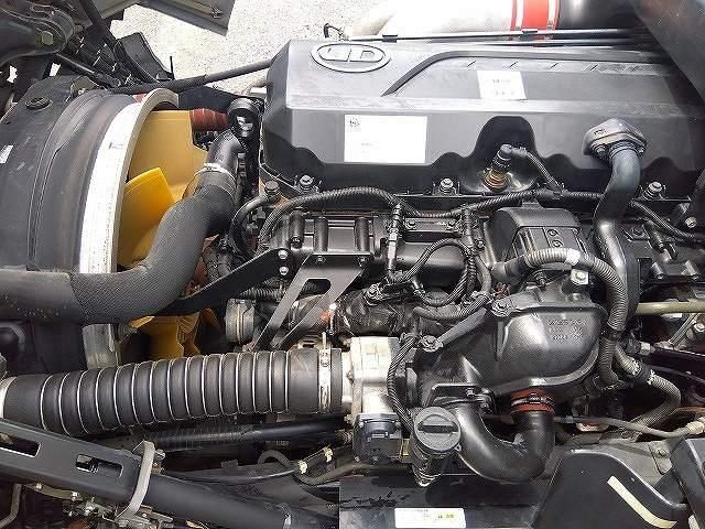 Nissan QUON 2016-04 7710405-16