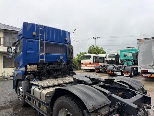 Nissan QUON 2019-03 7710407-13