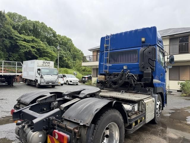 Nissan QUON 2019-03 7710407-15