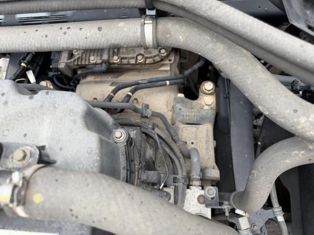 Nissan QUON 2019-03 7710407-18