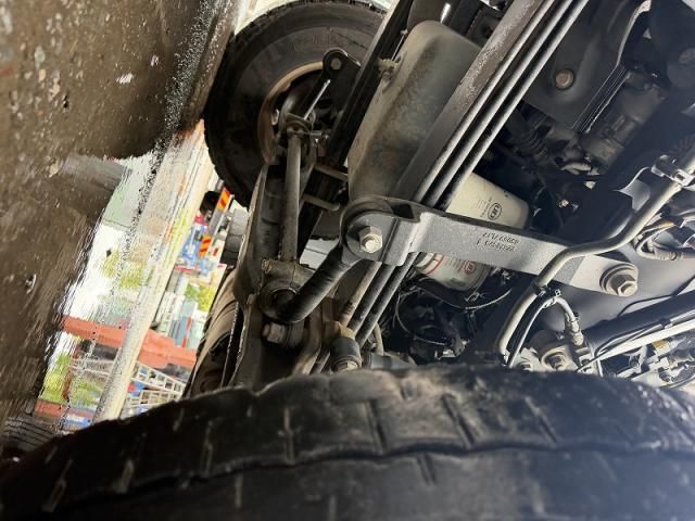 Nissan QUON 2019-03 7710407-23