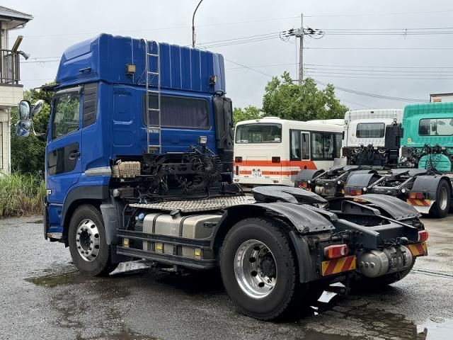 Nissan QUON 2019-03 7710407-3