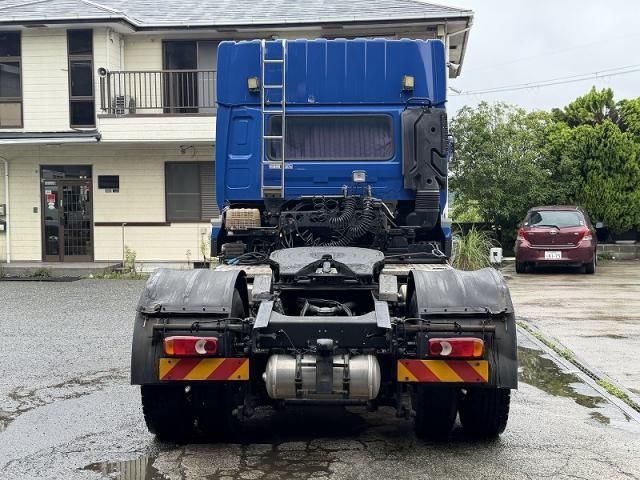 Nissan QUON 2019-03 7710407-4