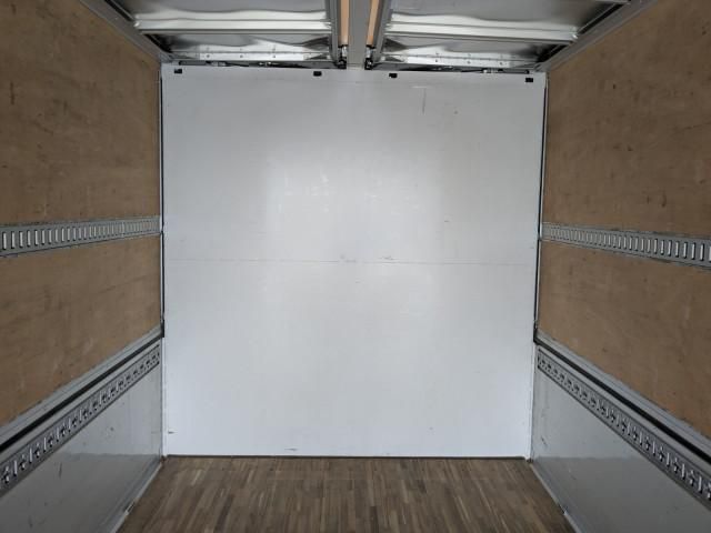 Nissan QUON 2022-12 7710384-11