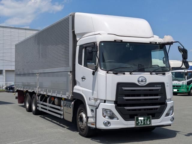 Nissan QUON 2022-12 7710384-1