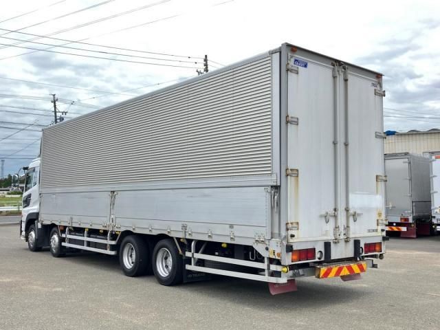 Nissan QUON 2017-07 7710415-3