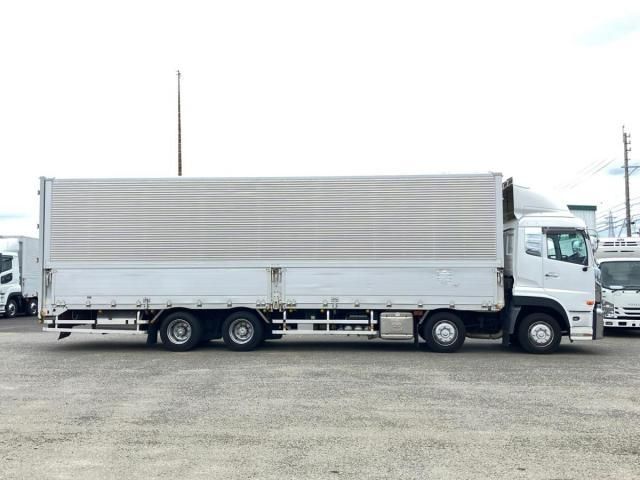 Nissan QUON 2017-07 7710415-7