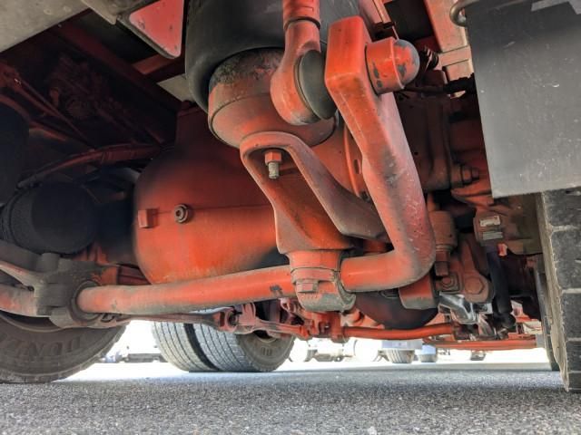 Nissan QUON 2018-12 7710390-13