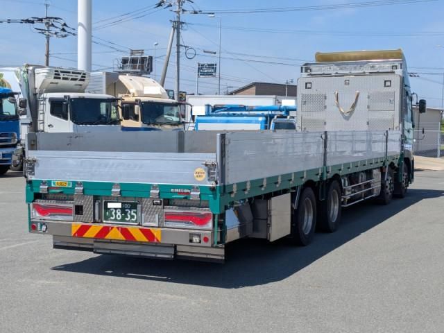 Nissan QUON 2018-12 7710390-3