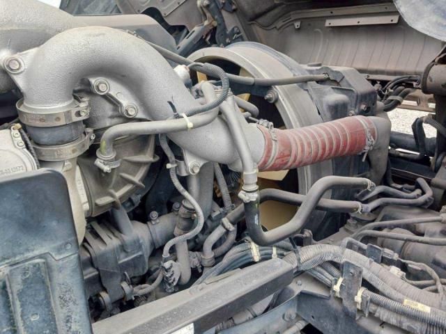 Nissan QUON 2017-11 7710376-20
