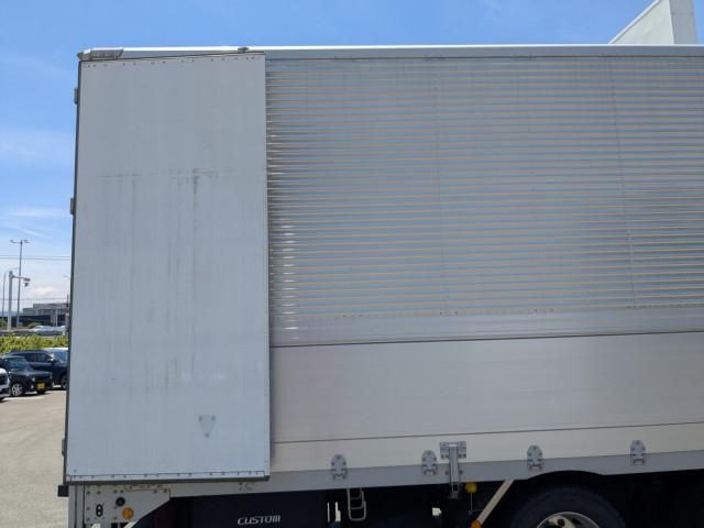 Nissan QUON 2024-09 7710375-13