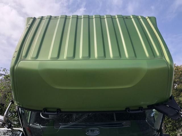 Nissan QUON 2014-05 7737883-24
