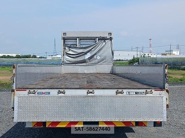 Nissan QUON 2017-12 7788513-20