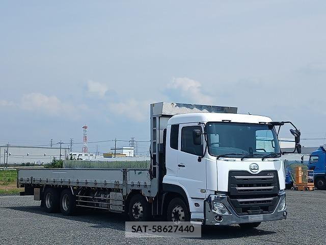Nissan QUON 2017-12 7788513-2