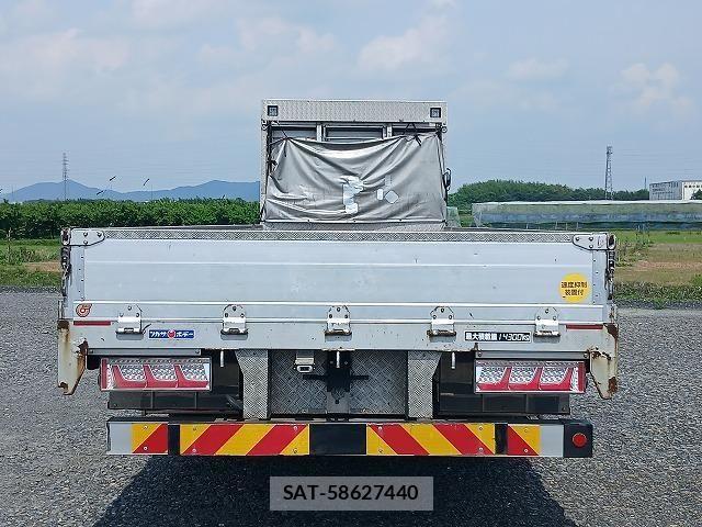 Nissan QUON 2017-12 7788513-5