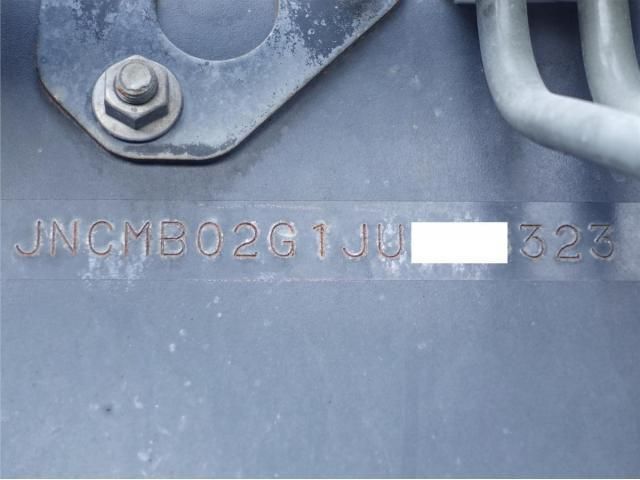 Nissan QUON 2019-03 7864749-19