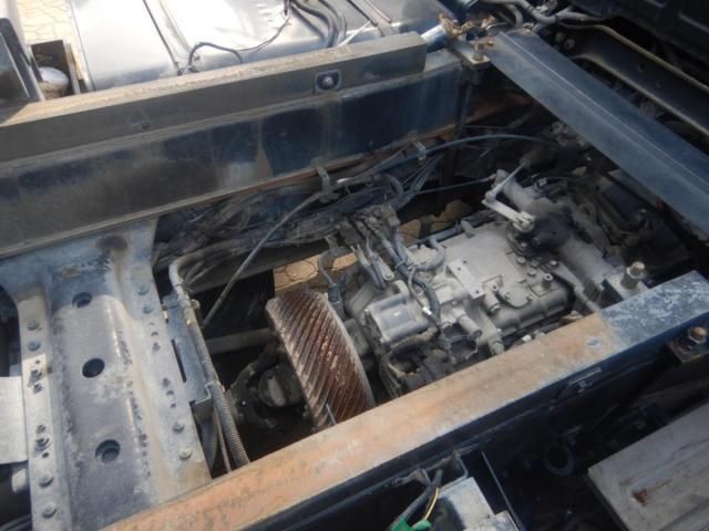 Nissan QUON 2014-04 7864751-23