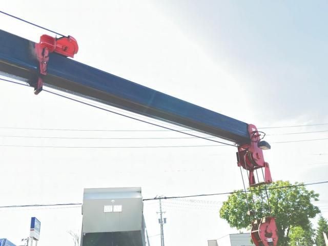 Nissan QUON 2015-03 7864744-12