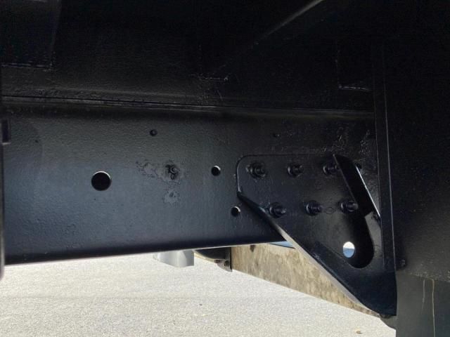 Nissan QUON 2015-03 7864744-13