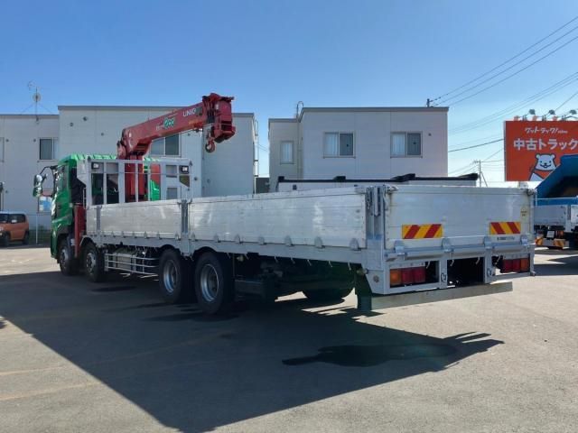 Nissan QUON 2015-03 7864744-3