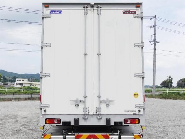 Nissan QUON 2019-09 7864748-10