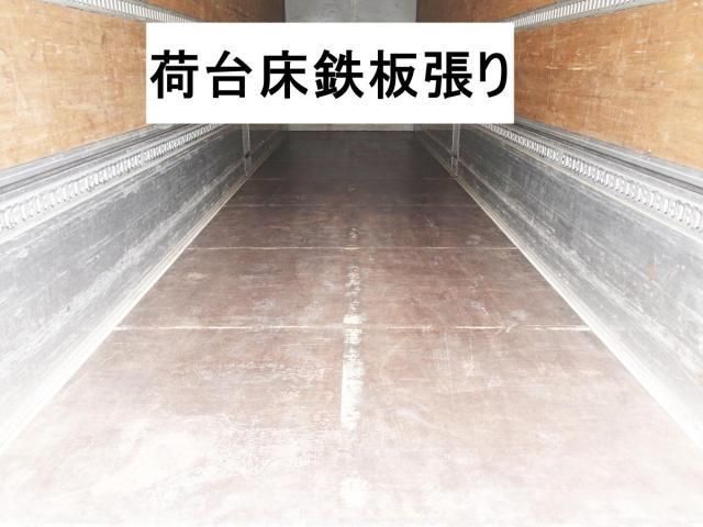 Nissan QUON 2019-09 7864748-21