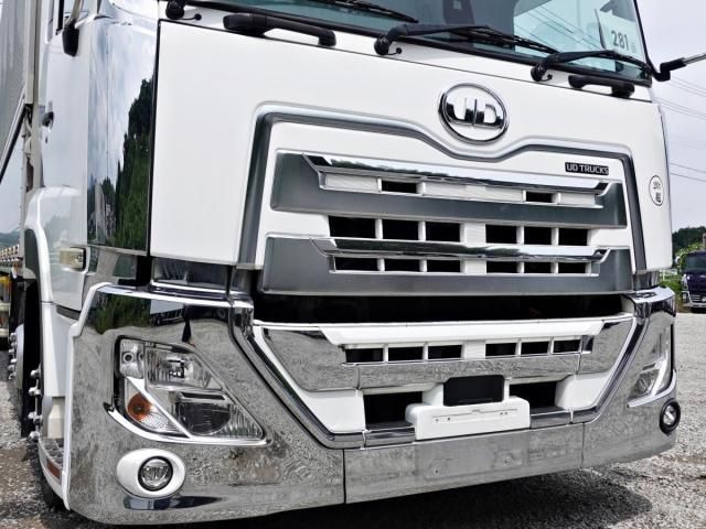 Nissan QUON 2019-09 7864748-4