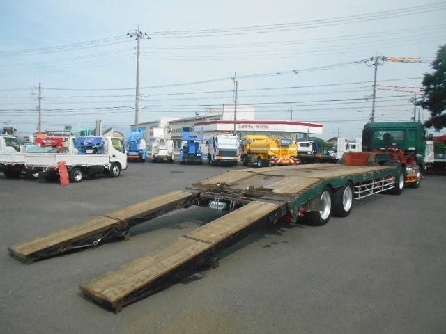 Nissan QUON 2006-06 7864750-4