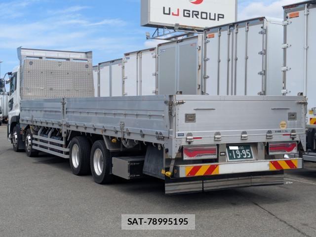 Nissan QUON 2019-04 7963389-3