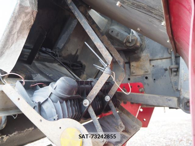 Nissan QUON 2013-06 7963401-25