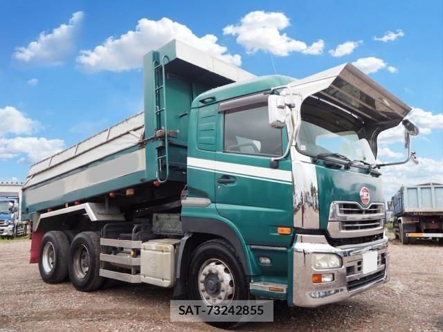 Nissan QUON 2013-06 7963401-6