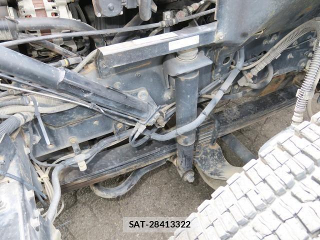 Nissan QUON 2016-12 7963391-18