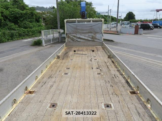 Nissan QUON 2016-12 7963391-6