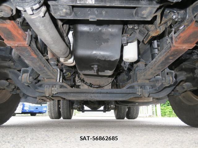 Nissan QUON 2018-08 7963400-11