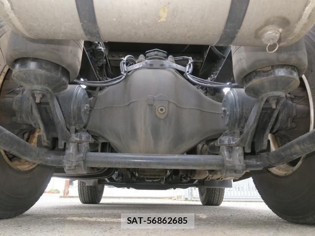 Nissan QUON 2018-08 7963400-13