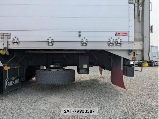 Nissan QUON 2019-07 7963393-19
