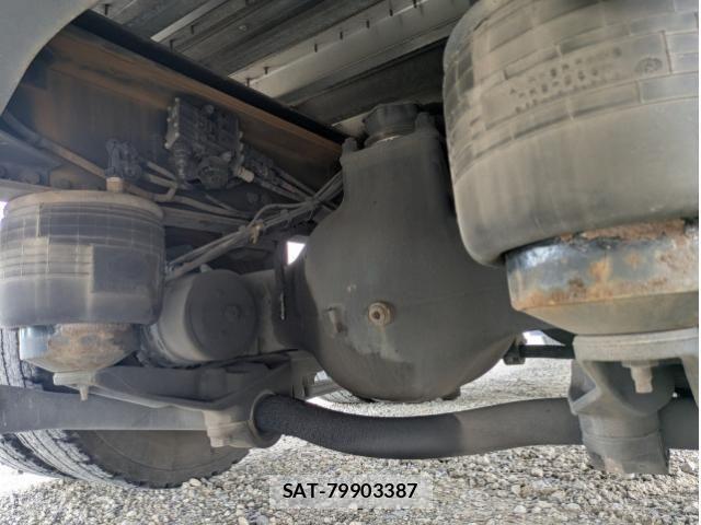 Nissan QUON 2019-07 7963393-23