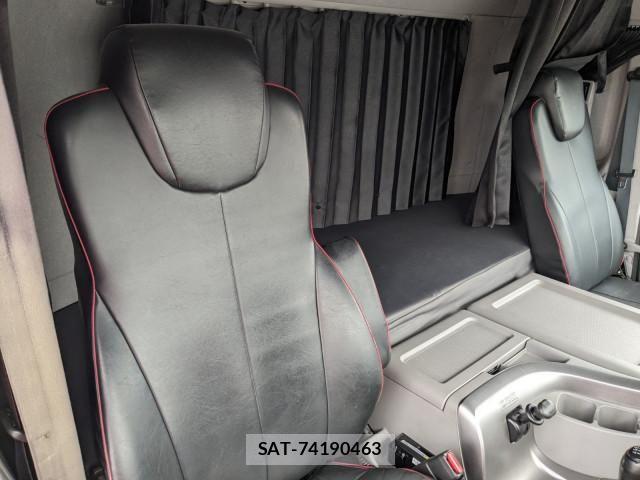 Nissan QUON 2019-06 7963392-10