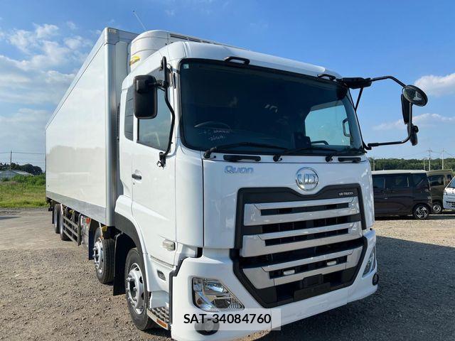 Nissan QUON 2021-06 8037826-1